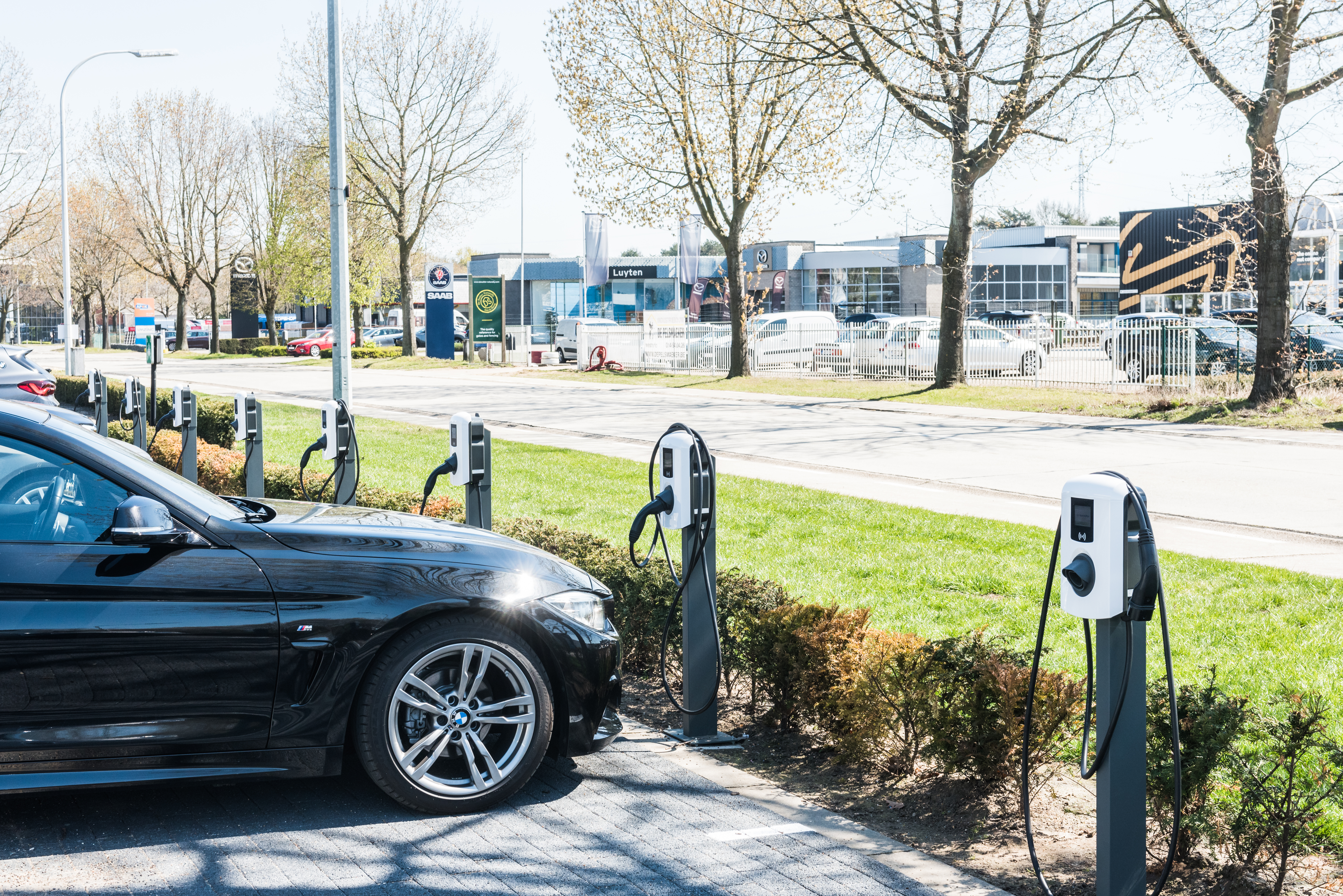 210427 BMW sneyders Marble Moon 14